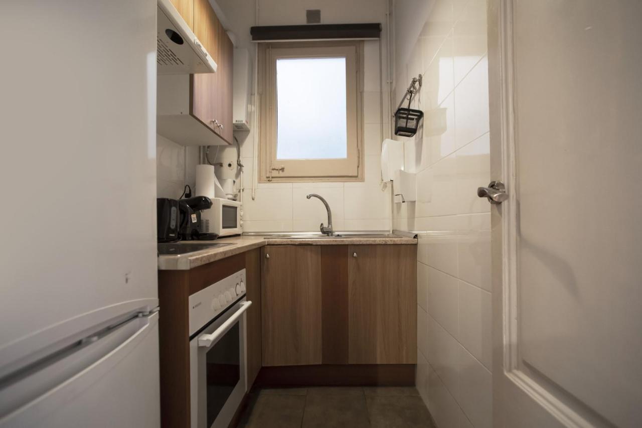 32Par1009 - Big And Spacious Apartment Downtown Барселона Экстерьер фото