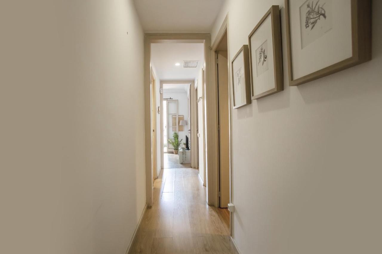 32Par1009 - Big And Spacious Apartment Downtown Барселона Экстерьер фото