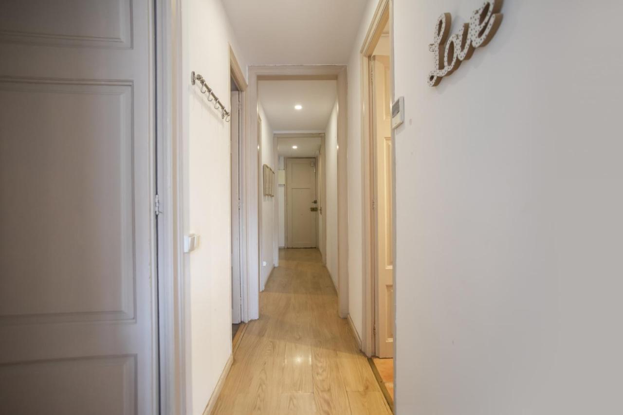 32Par1009 - Big And Spacious Apartment Downtown Барселона Экстерьер фото
